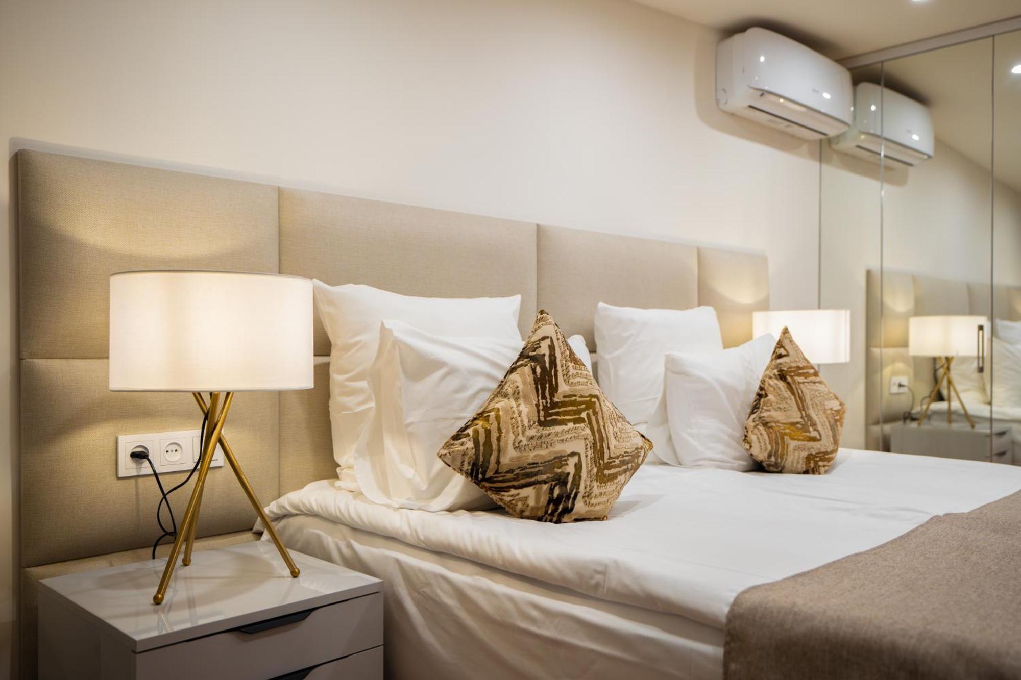 Ris Opera Apartments Yerevan Room photo